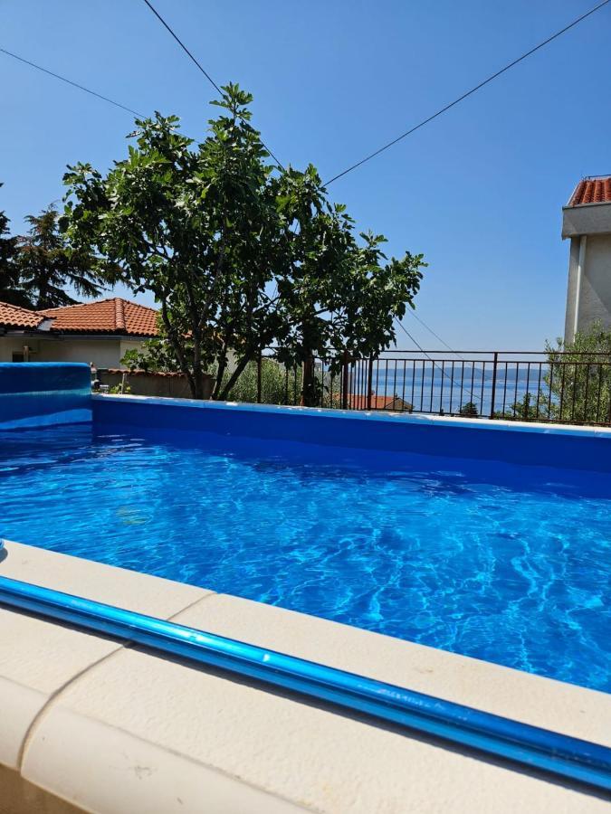 Apartments With Swimming Pool 9X4M 셀스 외부 사진